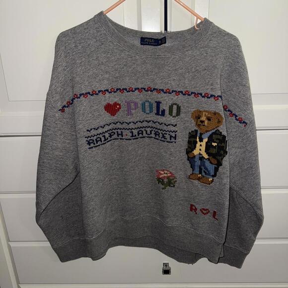 Ralph Lauren Gray Sweatshirt with Bear Design - Picture 2 of 6